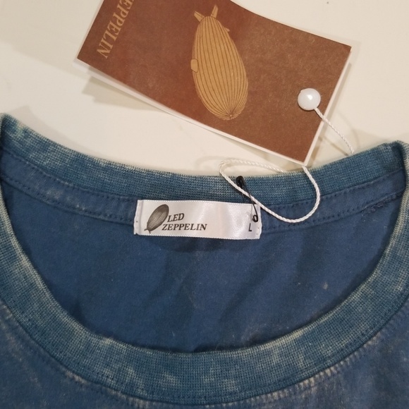 Led Zeppelin Peace love Music Art Tee Large NWT - Picture 2 of 4